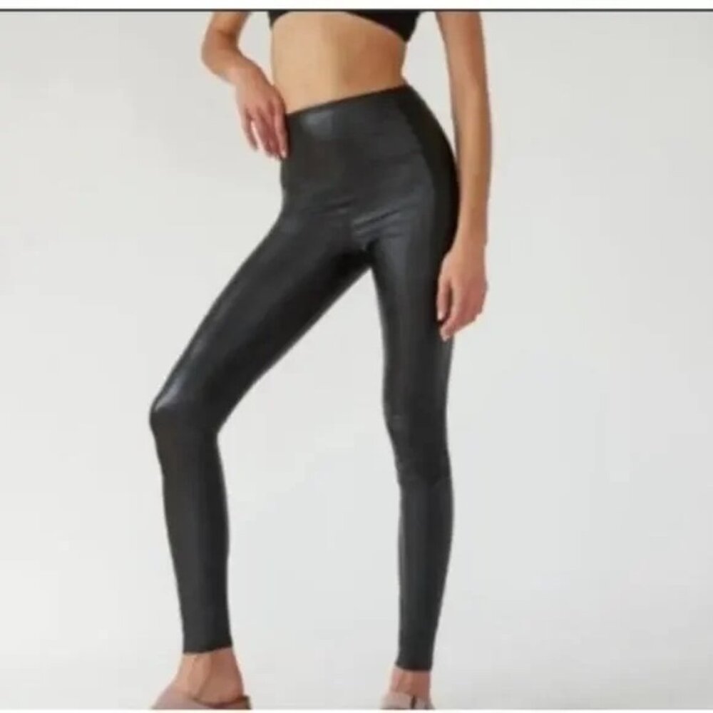 Wilfred Free Faux Leather Leggings Sz M Shiny Black 28" Pants Aritzia High Rise